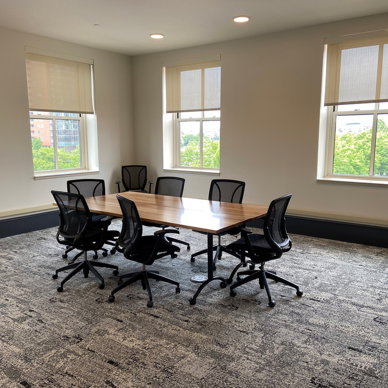 Baltimore, Meeting Room